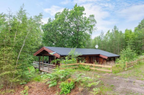 Modernly furnished cottage in Knäred